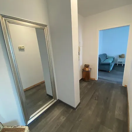 Large - Modern & Fully Equipped - Near Fair Köln