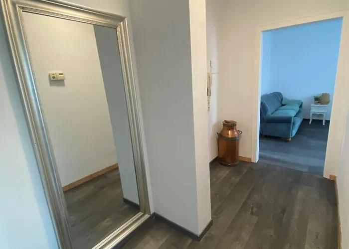 Large - Modern & Fully Equipped - Near Fair Köln